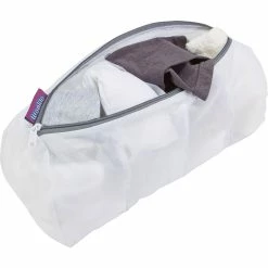 Brand new 🔥 Woolite 4 Compartment Hosiery Wash Bag 🥰